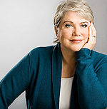 Photographic portrait of Julia Sweeney