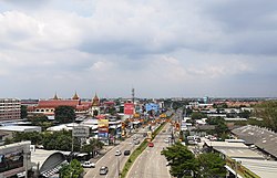 ถนนบางกรวย-ไทรน้อย บริเวณวัดบางไผ่ แยกบางพลู