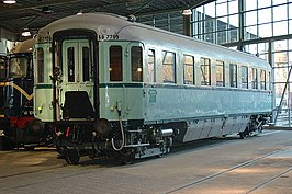 Plan D-rijtuig AB 7709 in het Nederlands Spoorwegmuseum, in de oorspronkelijke kleurstelling.