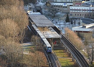 Vårby Gårds tunnelbanestation