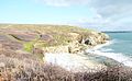 Plogoff : falaises, grottes et plage de galets entre la Pointe de Plogoff et la Pointe du Mouton