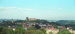 Panorama över staden med Bolkóws slott.