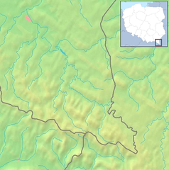 Mapa konturowa Bieszczadów Zachodnich, blisko górnej krawiędzi znajduje się czarny trójkącik z opisem „Bukowina”