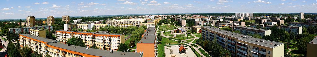 Panorama osiedla Serbinów. Widok z ul. Sienkiewicza w kierunku północnym