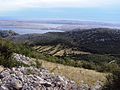 Velebit s pogledom na otok Pag u blizini sela Ledenik kraj Karlobaga.