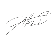 Kim Seon-ho signature.png