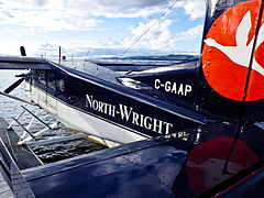 Un PC-6/B2-H4 Turbo-Porter sur flotteur (PC-6/B-H2 modifié) de la North-Wright Airways Ltd à Whitehorse, Yukon, Canada.