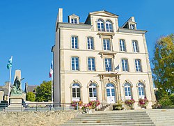 La mairie de Corseul, ancien presbytère,