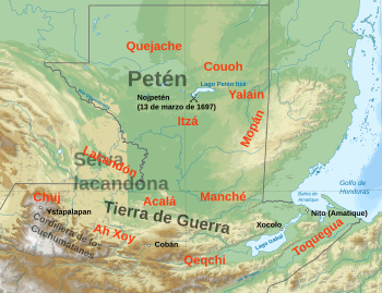 El norte de Guatemala es una llanura plana de tierras bajas que se extiende desde la cordillera de los Cuchumatanes en una arco hacia el sur. En las tierras bajas al este de las montañas, se encuentra el extenso lago de Izabal, que tiene una salida hacia la bahía de Amatique en el este, que a su vez se abre hacia el golfo de Honduras. Inmediatamente al norte de las montañas se encuentra la selva lacandona; el Petén se sitúa hacia el noreste. Ystapalapán era un asentamiento en los Cuchumatanes occidentales, en el territorio de los chuj. Cobán se encontraba en territorio quekchí, en las estribaciones a medio camino entre Ystapalapán en el oeste y el lago de Izabal en el este. Xocolo se encontraba en el extremo noreste del lago Izabal, donde sus aguas fluyen hacia el mar. Nito, también conocido como Amatique, se encontraba en la costa, donde el río que sale del lago desemboca en la Bahía de Amatique. La zona sur del lago era el territorio de los toqueguas. Los manché ocupaban las tierras al noroeste del lago y los acala al oeste, entre los manché y los chuj. Los lacandones estaban al noroeste de los acala, en la actual frontera con México. El lago Petén Itzá se encuentra en el centro de Petén, en el norte de Guatemala. Era donde se encontraba Nojpetén, con las tierras de los itzaes extendiéndose hacia el sur del lago. Los mopanes se encontraban al este de los itzaes y al noreste de los manchés, en la frontera con Belice. Al norte del territorio mopán y al este del lago Petén Itzá, se encontraban los yalain. Los couohes se encontraban al noreste del lago y los quejaches hacia el noroeste. La "Tierra de Guerra" se componía de una amplia franja que cubrió la parte norte de las montañas y la parte sur de las tierras bajas.