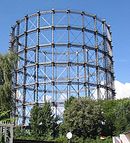 Wahrzeichen der Roten Insel: ein Gasometer