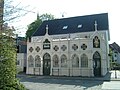 Liboriusquelle, Trinkhalle außen