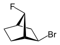 2-ekso-bromo-7-anti-fluoro-bisyklo[2.2.1]heptaani