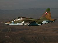 Um caça Su-25 da força aérea.