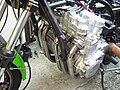 KZ1300 水冷直列6気筒エンジン（ラジエターを外した状態）