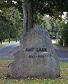 Gedenkstein für das Amt Lank am nördlichen Ortseingang