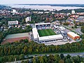 Luftbildaufnahme vom Holstein-Stadion in Kiel (2019).