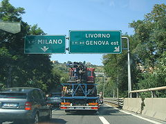 En Italie, à la sortie de Gênes, direction Milan.