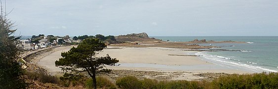 La plage de Primel vue du sentier menant à Roc'h Louët