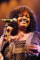 Jill Scott joue Sheila