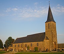 L'église de Carville à clocher octogonal.