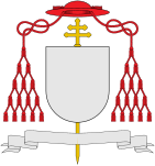 Capelo de gules con quince borlas por lado, usado por cardenales en lugar de un yelmo (y cruz patriarcal)