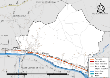 Carte en couleur présentant le réseau hydrographique de la commune