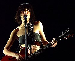 PJ Harvey bìm ne Konzärt am 2. Septämber 2004