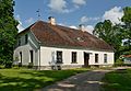 La maison de l'intendant du manoir.