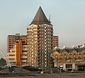 Bibliotheek (Stofzuiger), Blaaktoren (Het Potload) en de Kubuswoningen