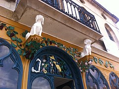 Café des Chiens Blancs.