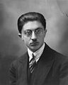 Sadegh Hedayat circa 1928 overleden op 4 april 1951