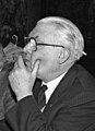 Albert Schouteet in 1987 geboren op 10 januari 1909