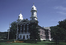 Venango County Courthouse.jpg