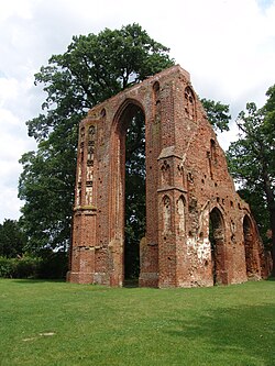 Westende der Abteikirche von Südwesten