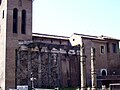 I resti del tempio di Giano inglobati nella basilica di San Nicola in Carcere