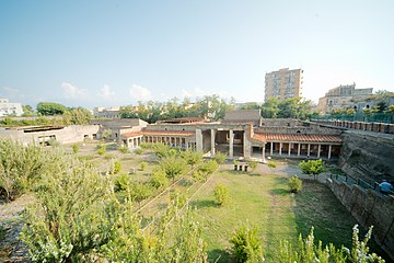 Villa Poppaea and modern Torre Annunziata