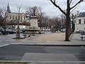 La Place de l'Île-de-Sein à Paris (XIVe arrondissement)