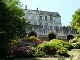 The Jardin des Arts next to the palace.