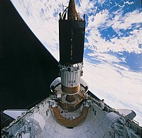 Endeavour en de TDRS-F