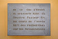 Plaque commémorative de la présence de la brasserie Kuhn à Chamalières où travailla Pasteur en 1871.