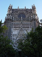 Conception door in the Patio de los Naranjos