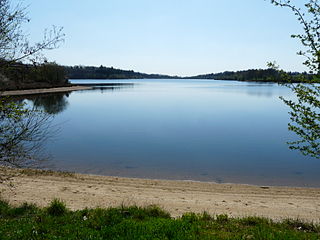 Le plan d'eau de Mialet.