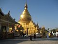 A Kuthodav pagoda Mandalay városban, Burma.