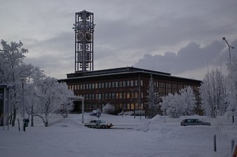 Stadshuset på vintern.