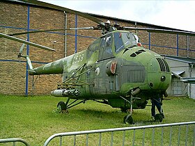 Un Mi-4 conservé au musée de l'aviation de Prague-Kbely.