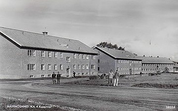 Kasernerna vid Härnösands kustartilleriregemente (1940-talet).