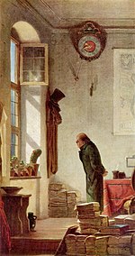 Der Kaktusliebhaber von Carl Spitzweg. Ein Mann mit einem grünem Mantel und Halbglatze steht in einem sonnendurchfluteten Raum. Um ihn herum liegen Stapel an Papier und einige Möbelstücke stehen an den Wänden. Der Mann beugt sich vor und begutachtet interessiert seine Kakteen, die auf dem Fensterbrett stehen, dabei hat er die Arme auf dem Rücken verschränkt. Eine der Kakteen, die größte, reckt sich ihm scheinbar entgegen.