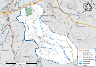 Carte en couleur présentant le réseau hydrographique de la commune