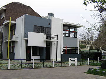 Tŷ Rietveld Schröder, 1924 - yr unig adeilad a adeiladwyd yn llawn yn ôl egwyddorion De Stijl