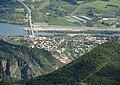 Blick vom Mont Colombis auf die Durance mit dem örtlichen Stauwehr